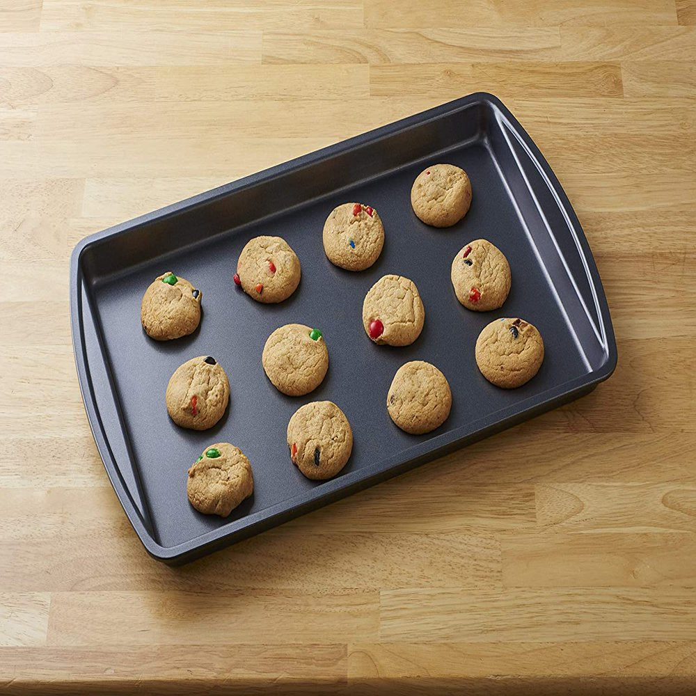  Set of 3 Non-Stick Cookie and Baking Sheets – Small, Medium and Large Pans, Non-Stick Coated Steel