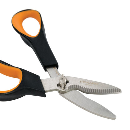 Fiskars Beginner 7 Pc Garden Tools Bundle, Steel, Orange and Black