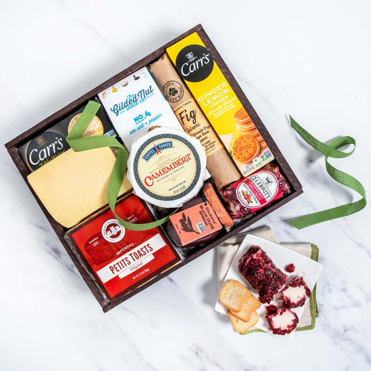  Vegetarian Healthy Gift Basket - Assortment of Gourmet vegetarian goods - Hand Selected By International Food Experts