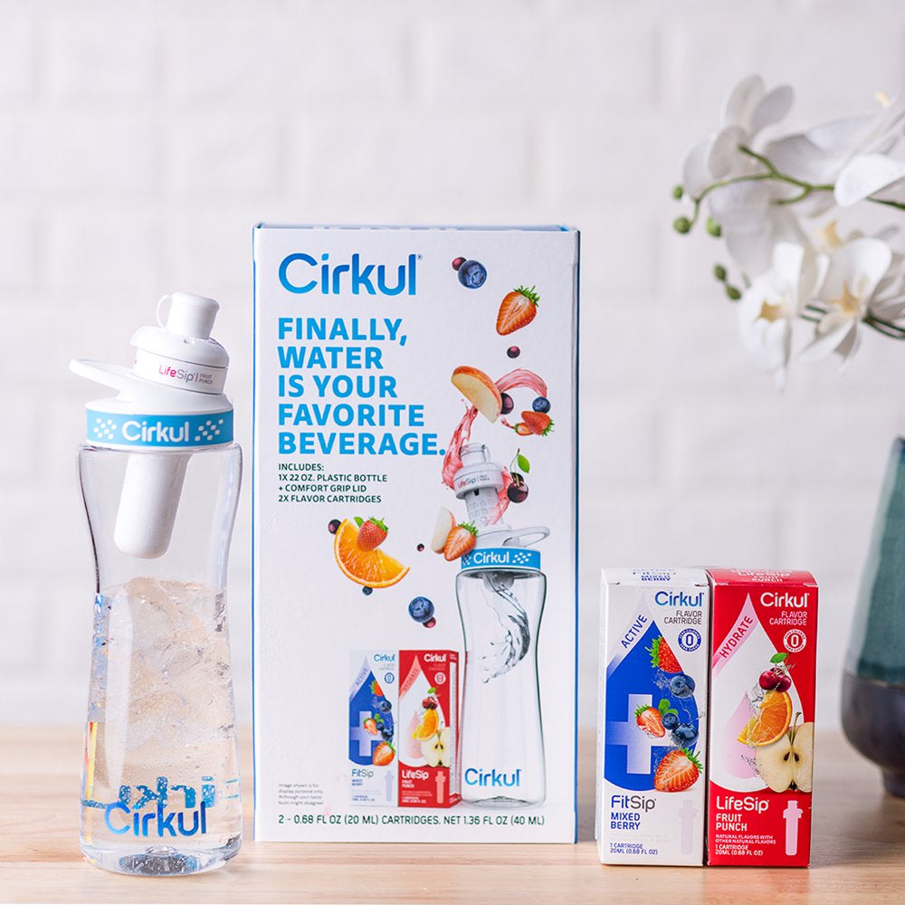 Cirkul 22 Oz Plastic Water Bottle Starter Kit with Blue Lid and 2 Flavor Cartridges (Fruit Punch & Mixed Berry)